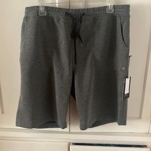Kenneth Cole Tech Jogger Shorts XL